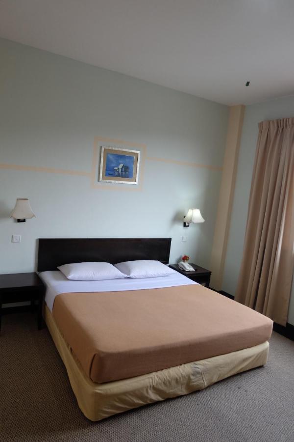 Carlton Hotel Shah Alam Extérieur photo